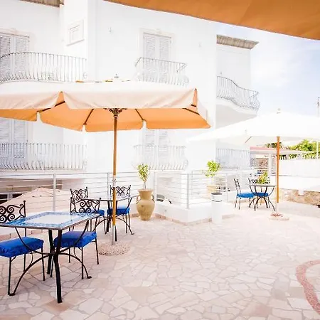 Odysseus Hotel