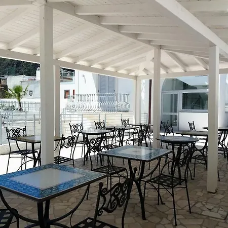 Hotel Odysseus