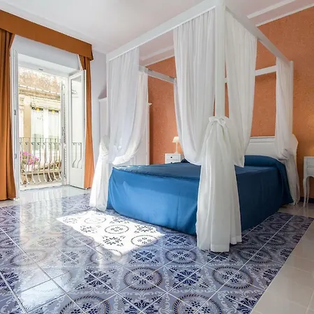 Odysseus 3* Lipari (Isola Lipari)