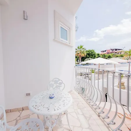 Odysseus Hotel
