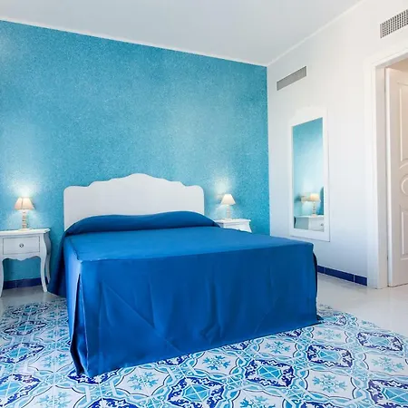 Odysseus Hotel