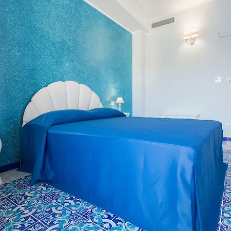 Odysseus Липари