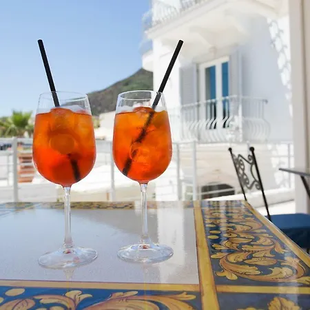 Odysseus 3* Città di Lipari