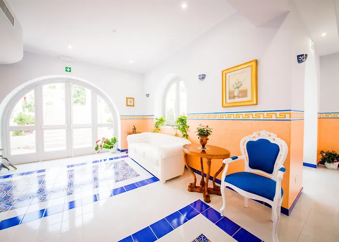 Odysseus Hotel 3*